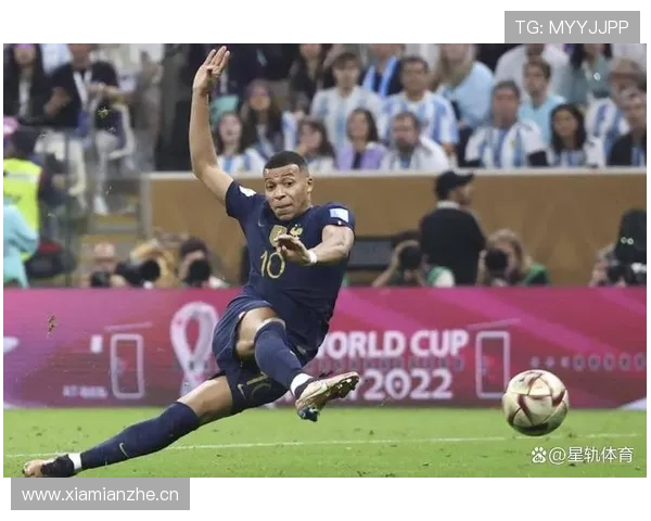 若昂·坎塞洛对位姆巴佩:面对顶级速度型边锋考验 若昂·坎塞洛对位姆巴佩:面对顶级速度型边锋考验