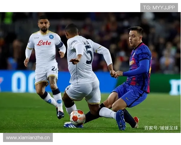 黄喜灿进攻创造力持续提升,本赛季表现稳健 黄喜灿进攻创造力持续提升,本赛季表现稳健