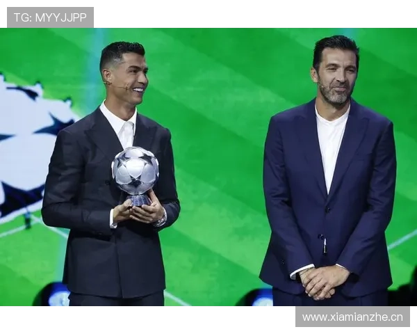 C罗关键球表现解析:终结依赖与强强对话稳定性 C罗关键球表现解析:终结依赖与强强对话稳定性