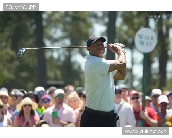 泰格伍兹打完球直接回豪宅，连脱个鞋都像在走红毯？